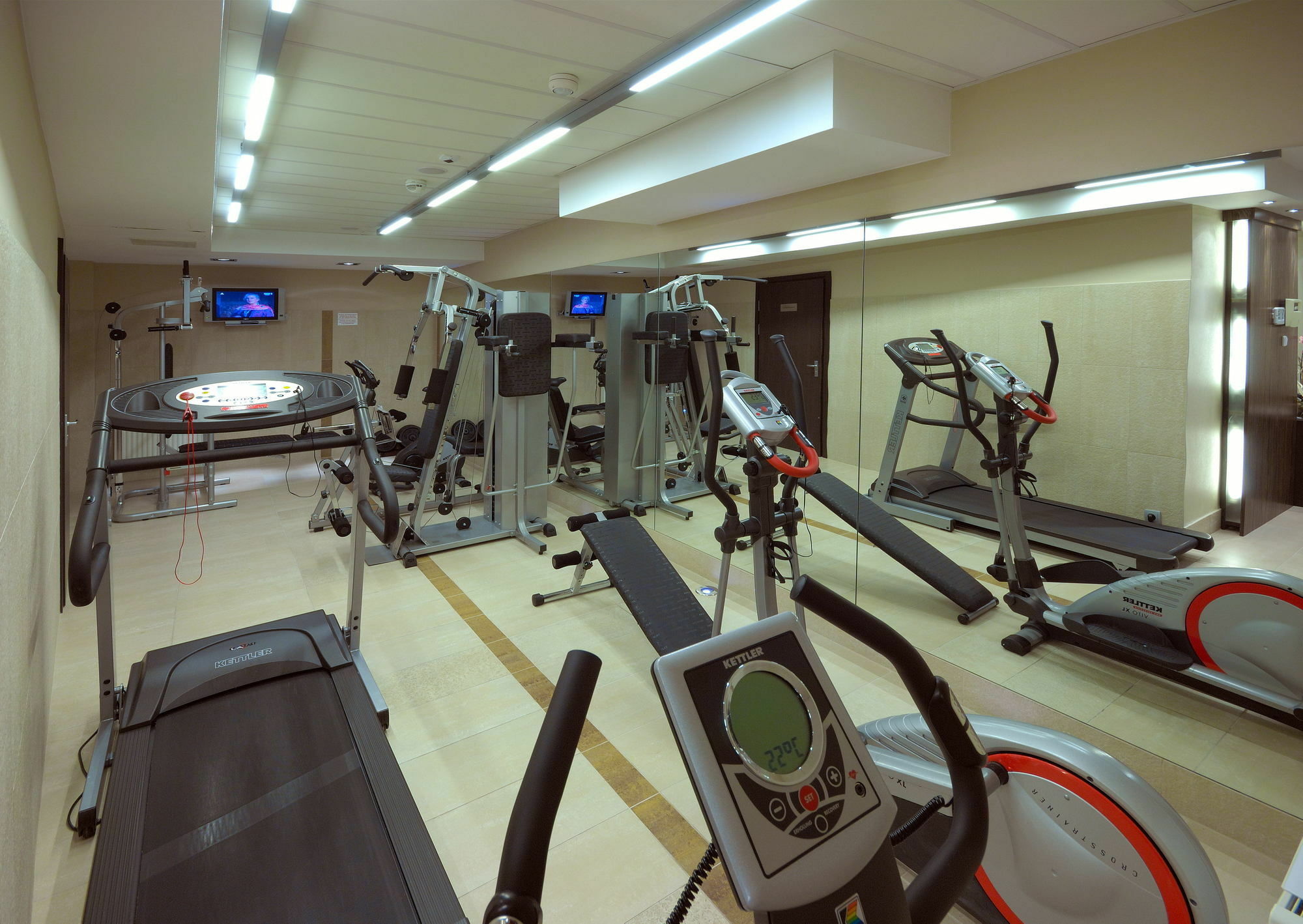 Qubus Hotel Kielce Facilities photo